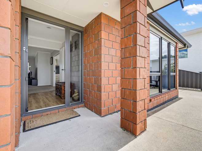 21 Omega Place, Coastlands