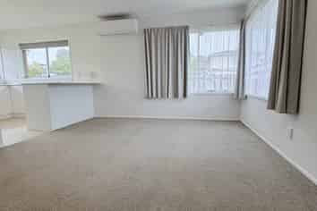 1/80 Howard Hunter Avenue, Saint Johns