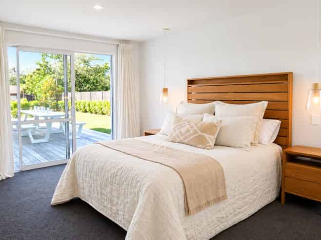72 Snodgrass Road, Westport