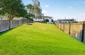 55 Royal View Road, Te Atatu South