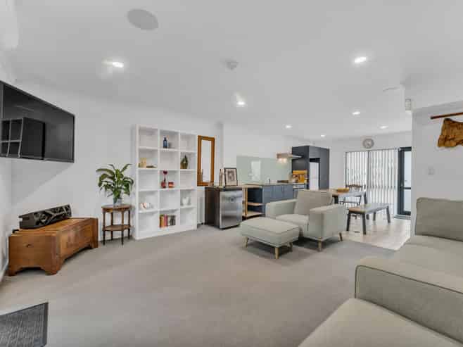 14/3 Ambrico Place, New Lynn