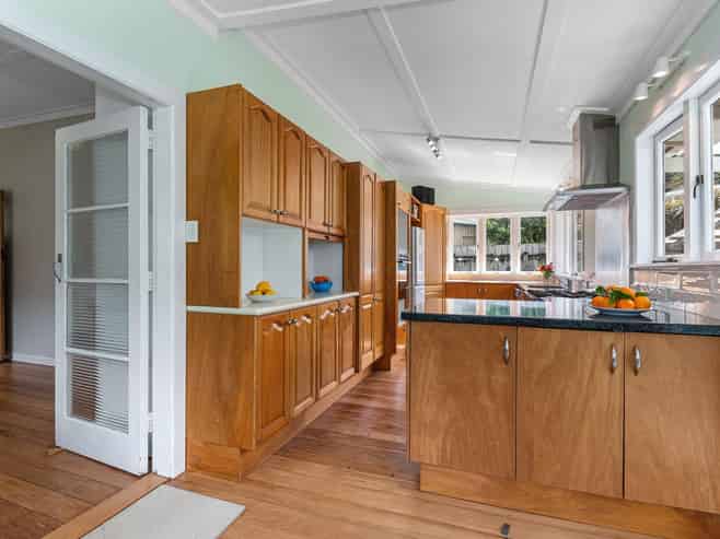  67 Riverside Drive, Riverside