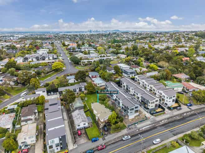 75 Archers Road, Hillcrest
