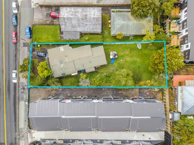 75 Archers Road, Hillcrest