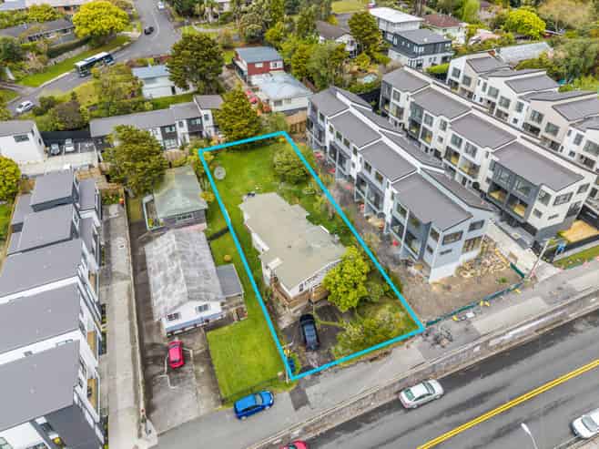 75 Archers Road, Hillcrest