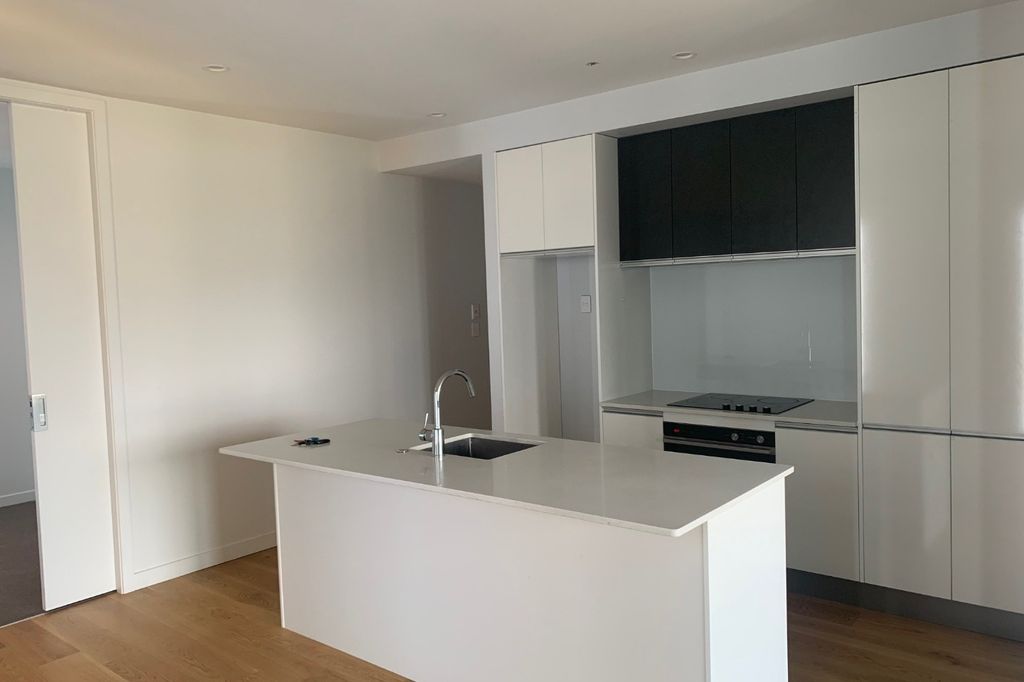 Trendy Takapuna Apartment 4