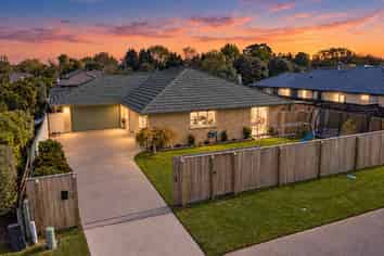 22 Paget Drive, Woodend