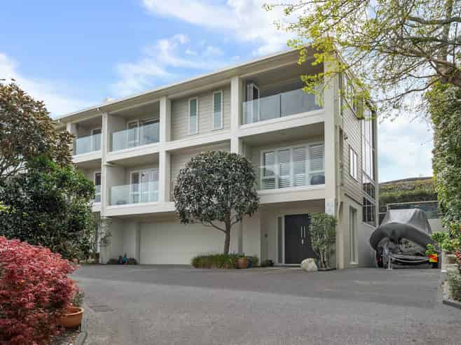 42A Waimarie Street, Saint Heliers