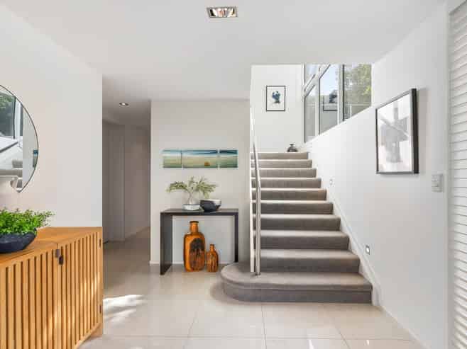 42A Waimarie Street, Saint Heliers