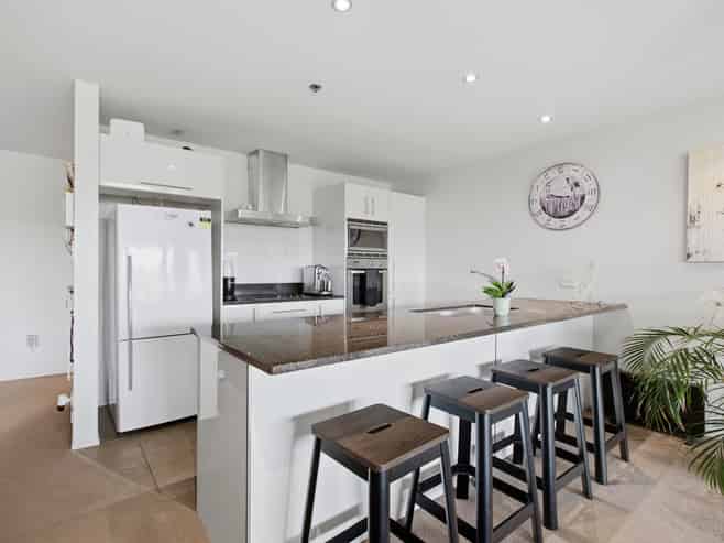 205/6 Durham Street, Tauranga