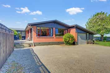 39 Hedley Road, Levels