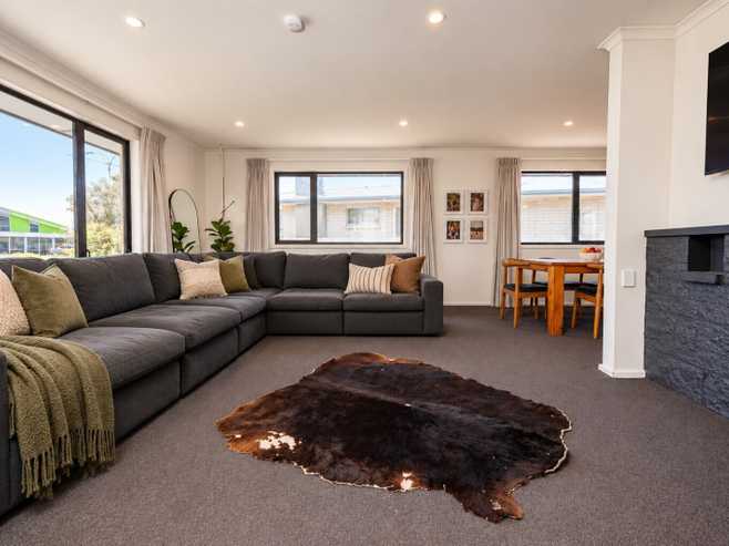 145 Taradale Road, Pirimai