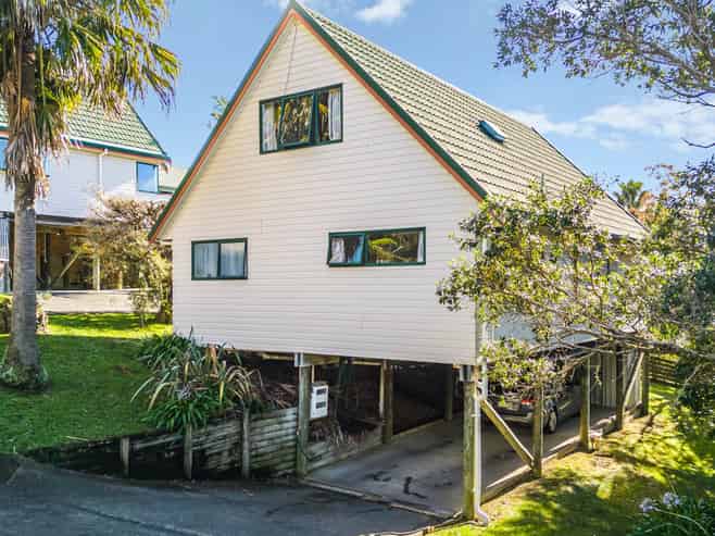 27 Brookvale Park, Stanmore Bay