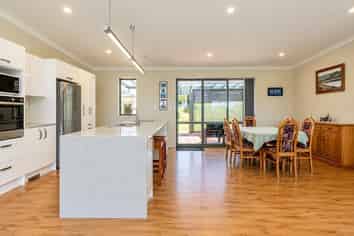 7 Omarunui Road, Waiohiki