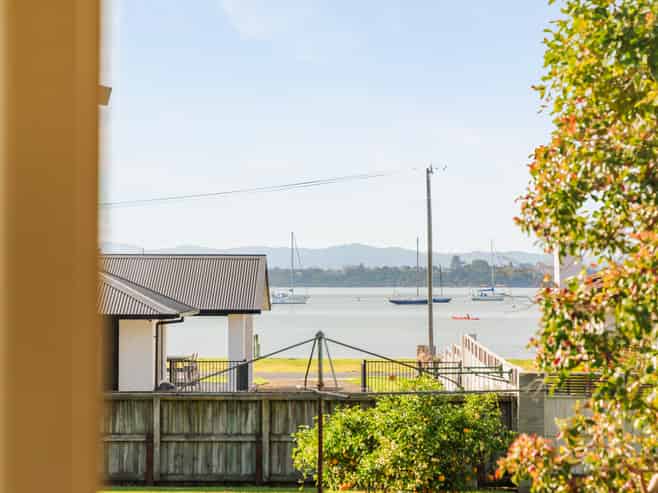 5 Omokoroa Road, Omokoroa