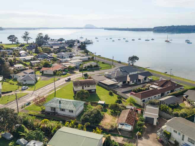 5 Omokoroa Road, Omokoroa