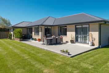 16 Eric Batchelor Place, Waimate