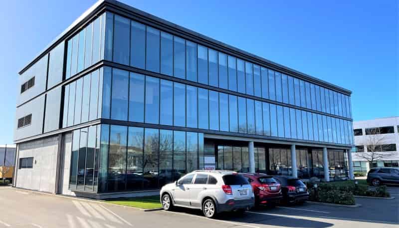 6 Show Place, Addington