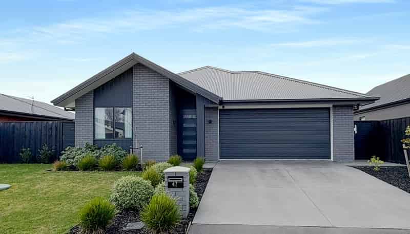 42 Redbrook Road, Casebrook