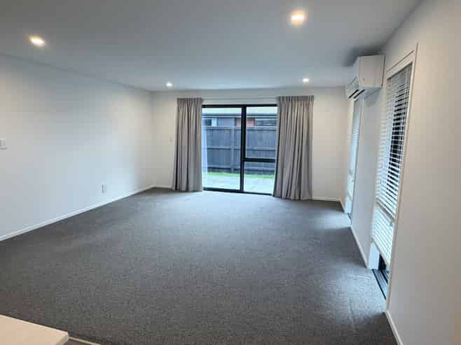 42 Redbrook Road, Casebrook