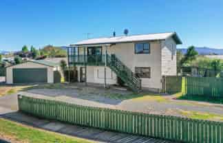 1 Chante Crescent, Renwick