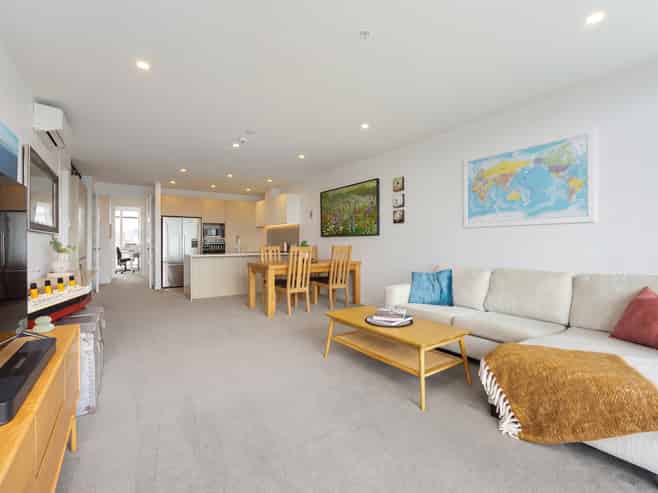 (410)202/3 Cavalli Road, Long Bay