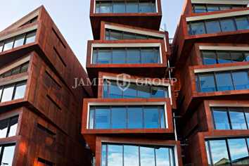 AFFORDABLE 175M² OFFICE IN ICONIC IRONBANK