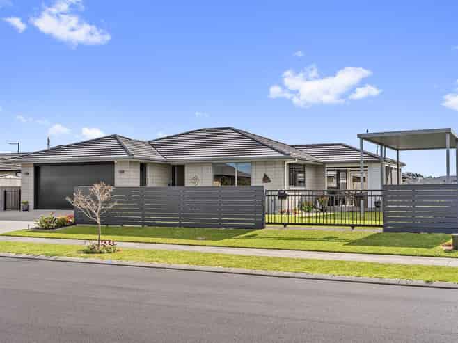 30 Powhaitere Road, One Tree Point