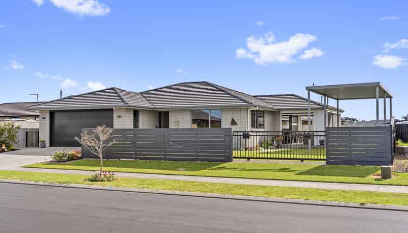30 Powhaitere Road, One Tree Point