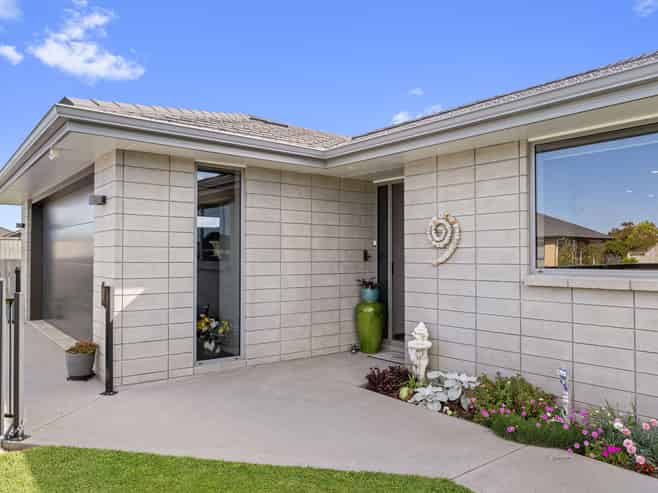 30 Powhaitere Road, One Tree Point