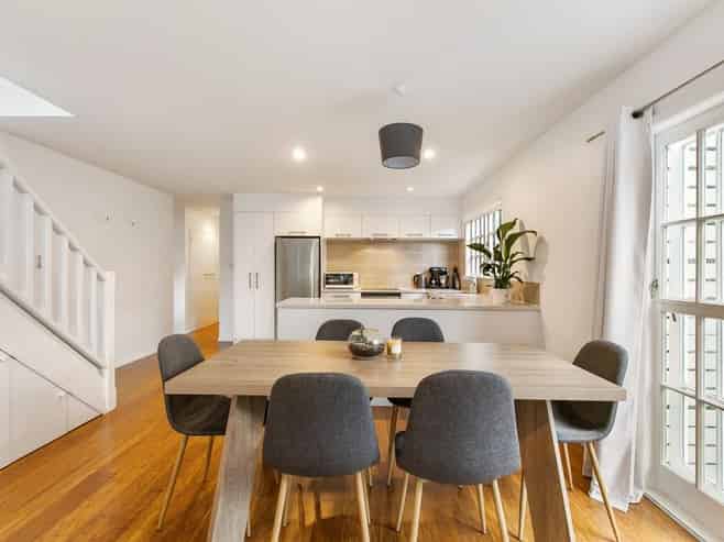 49 Roslyn Terrace, Devonport