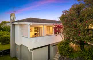 72 Golf Road, New Lynn