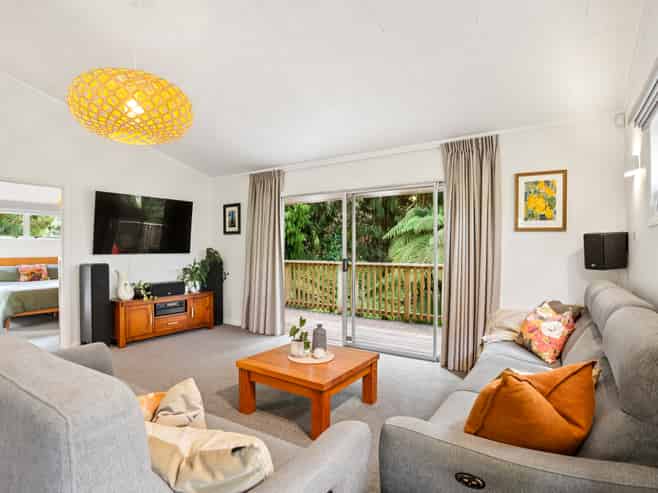 30 Opanuku Road, Henderson Valley