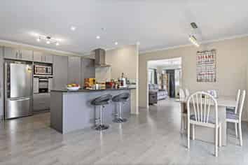 3 Gimson St, Solway