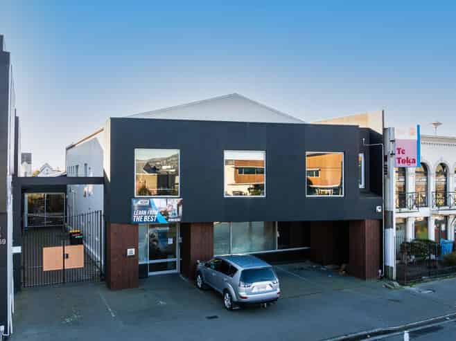 Strategic multi purpose premises-vacant possession