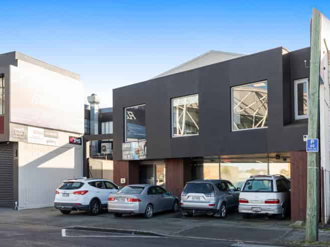 Strategic multi purpose premises-vacant possession