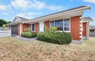 14 Everton Place, Grandview Heights