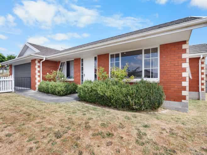 14 Everton Place, Grandview Heights