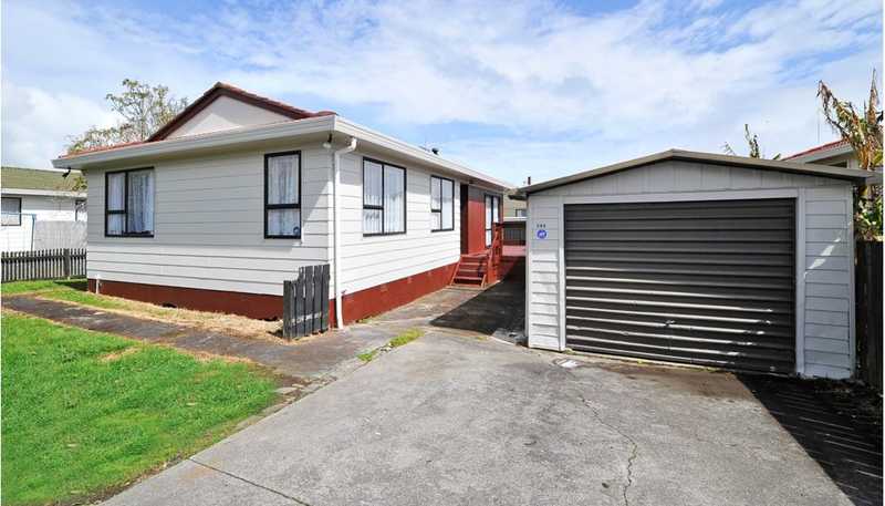 19A Etherton Drive, Weymouth