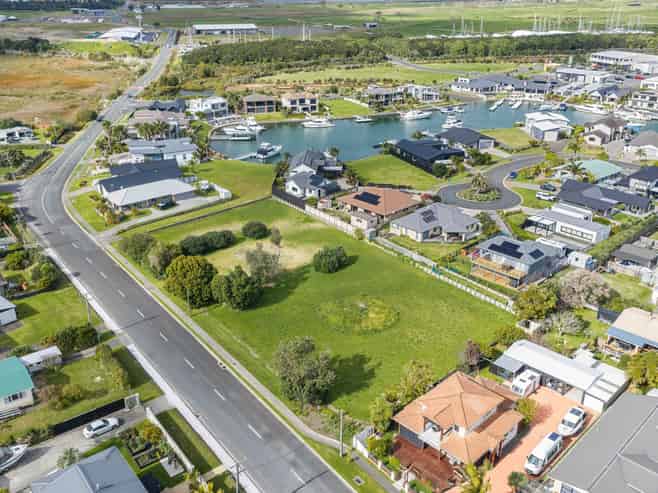 133 - 135 Marsden Bay Drive, One Tree Point