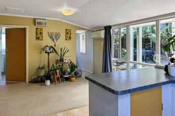 5 Abel Tasman Drive, Takaka
