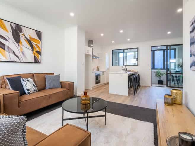 8/24 Liverpool Street, Hamilton Central
