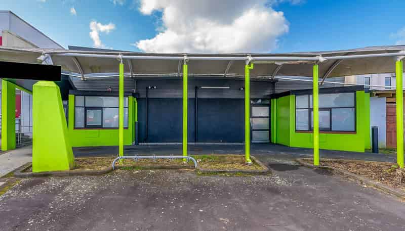135 Great South Road, Papakura