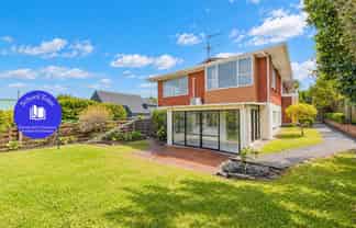 2/30 St Vincent Avenue, Remuera