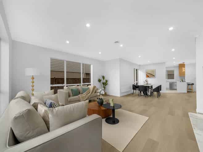 17 Andy Crescent, Flat Bush