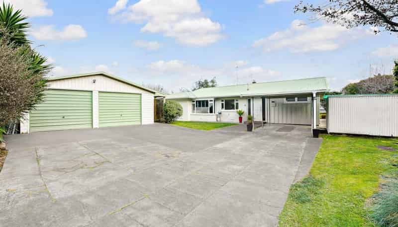 63 Beach Road, Papakura
