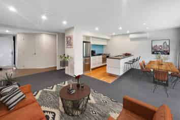 14/21 Birdwood Crescent, Parnell