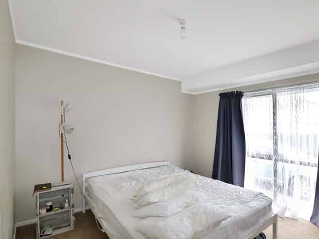 B/3 Bush Street, Naenae