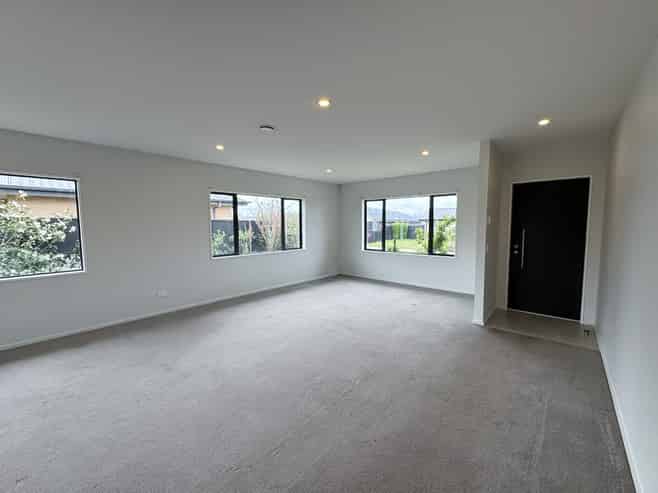 15 Pahua Street, Pegasus