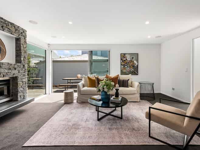 128a Holly Road, Saint Albans